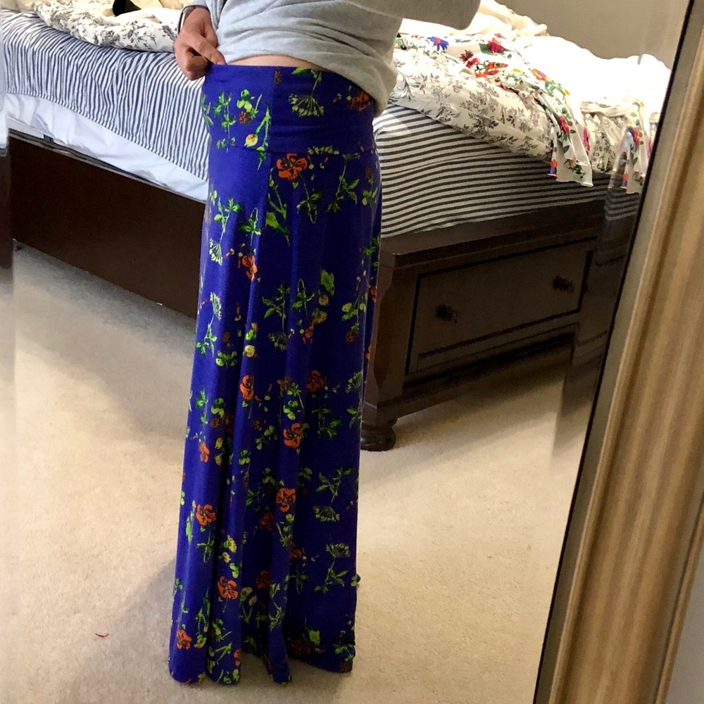 LuLaRoe Deep Purple Floral Maxi Skirt - Picture 7 of 7